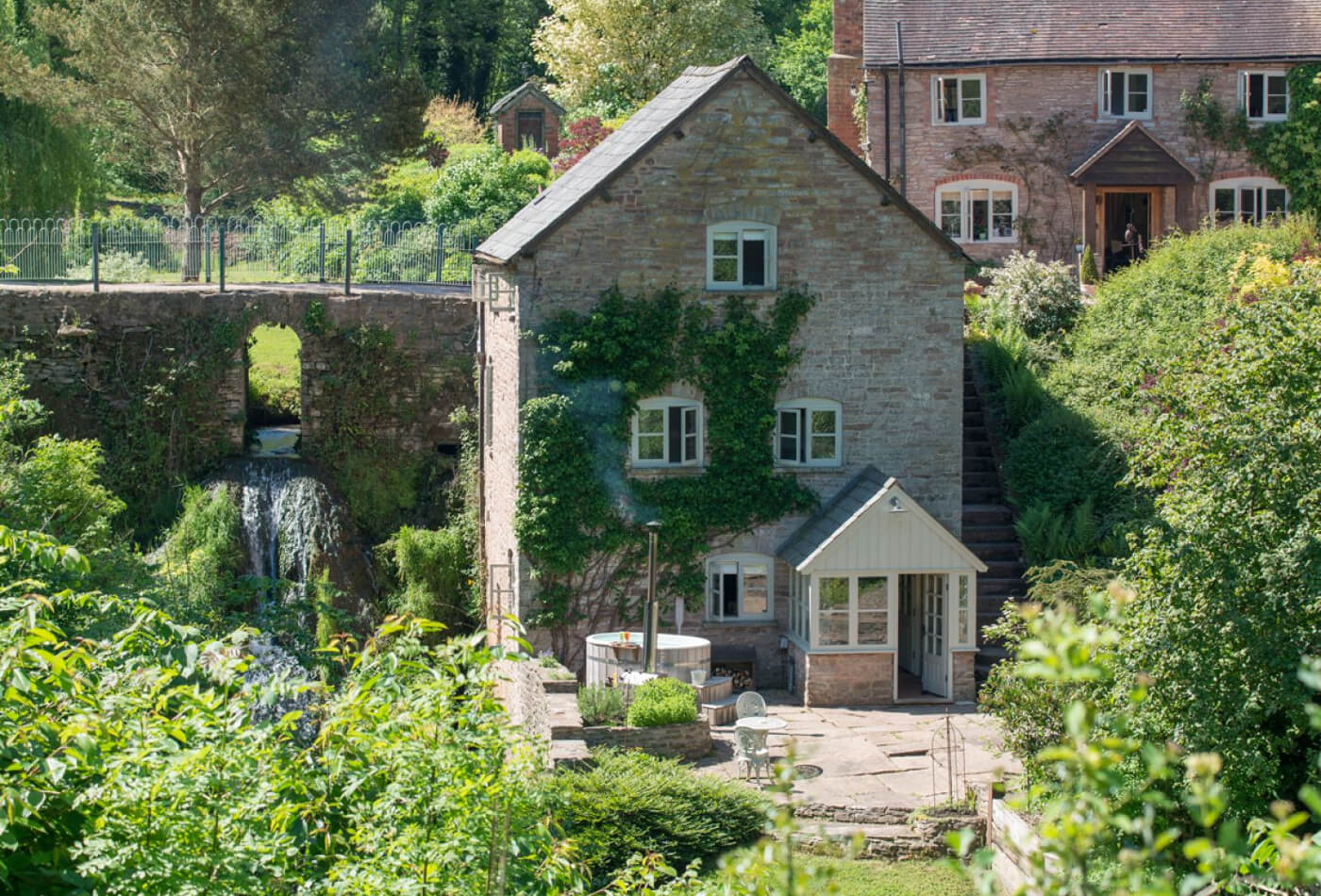 The very best places to stay in the Cotswolds Sykes Holiday Cottages