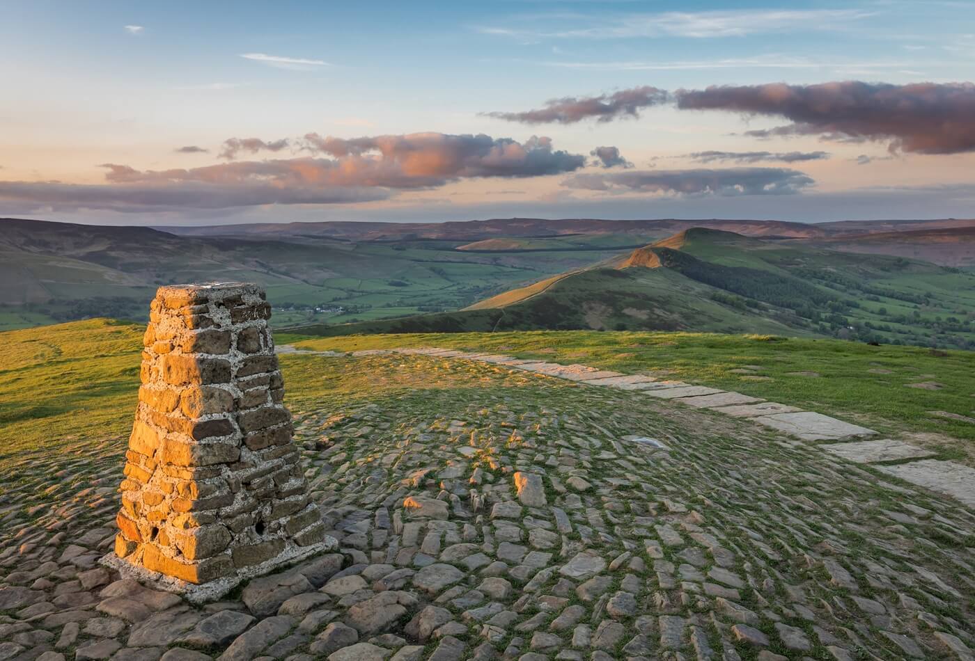 tours of the peak district