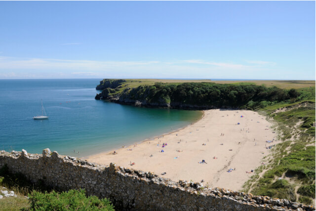 Barafundle Bay a dog-friendly beach 