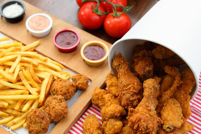 Fried chicken bucket and chips