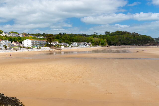 Saundersfoot beach