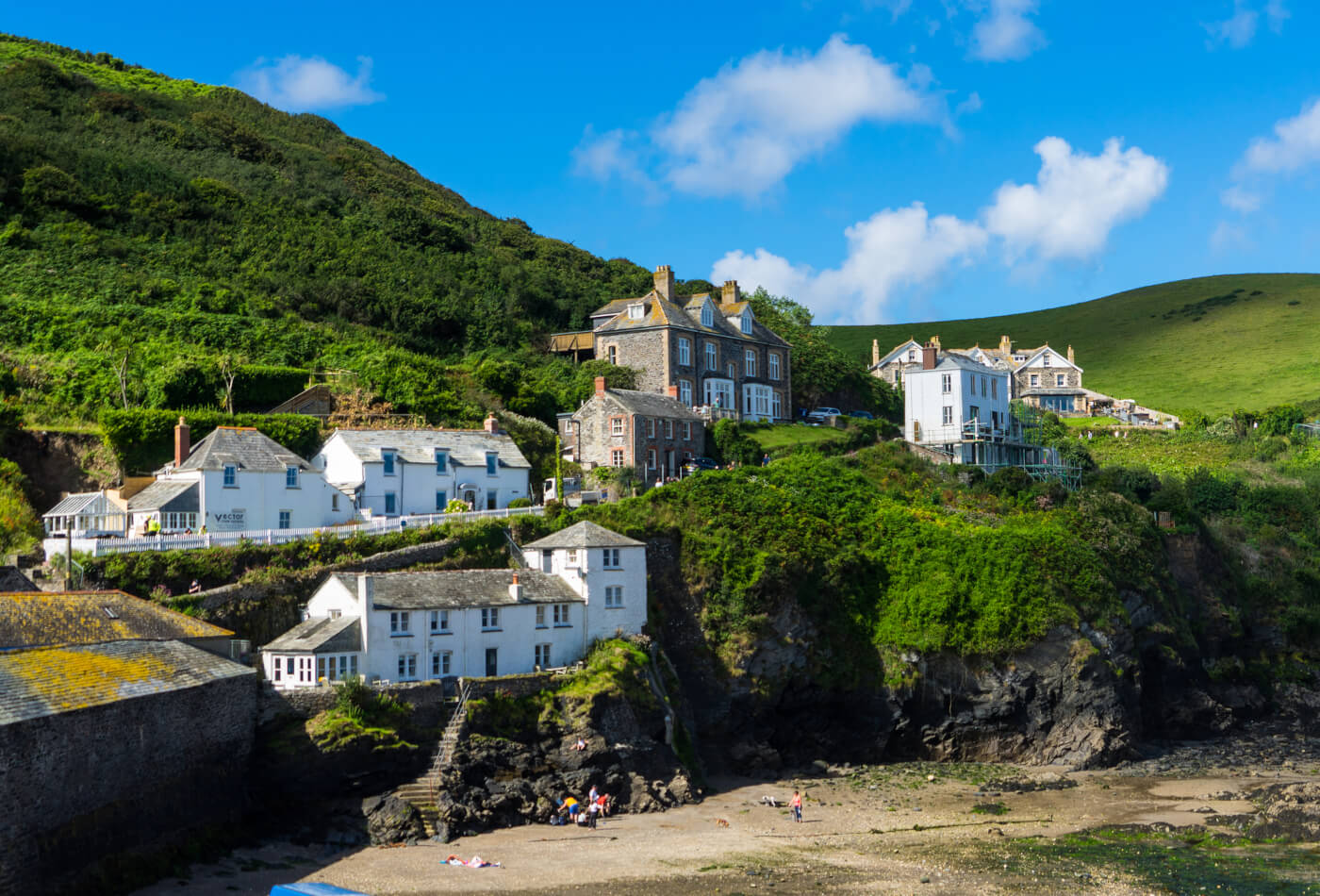 Where is Doc Martin Filmed, Featured Image