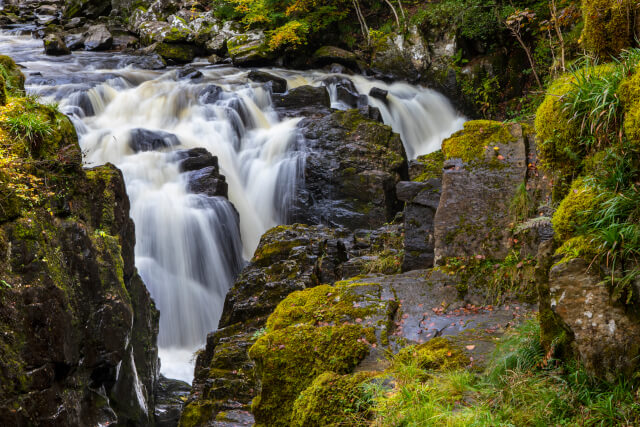 Black Linn Waterfall