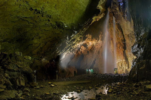 gaping gill waterfall at subterranean world