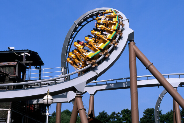 cork screw roller coaster at drayton manor