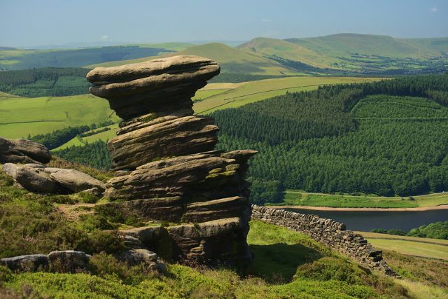 Rock formations on Moor Ridge