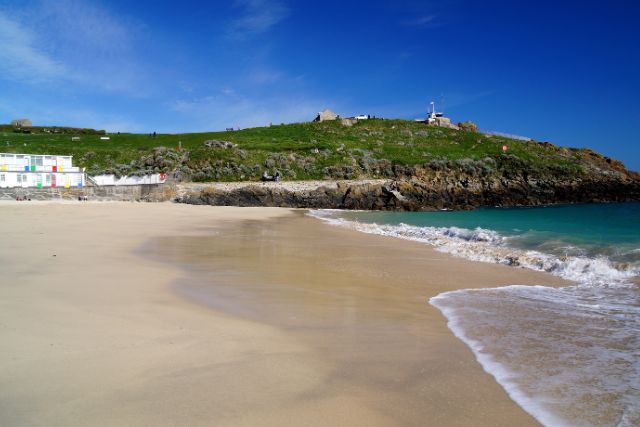 Porthgwidden beach