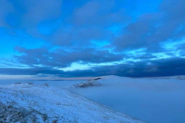 Views from the summit of Mam Tor in the Peak District
