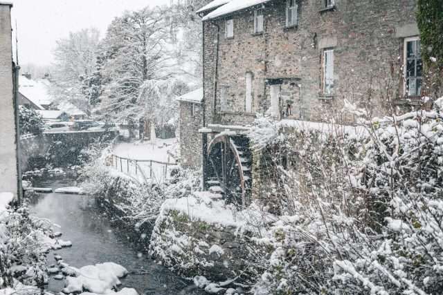 christmas breaks ambleside