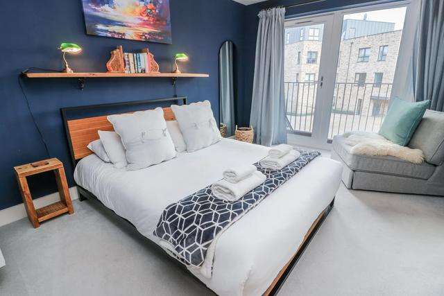 14 Old Market Place (Ref. 1190102)