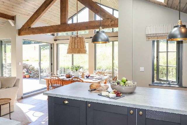 the owl shack kitchen