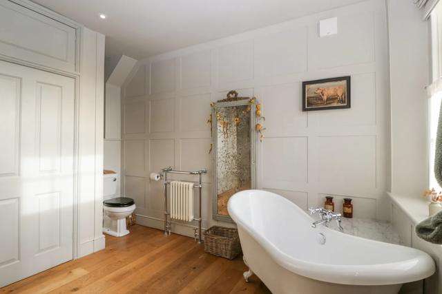 Cotswold House (Ref. 1165507)