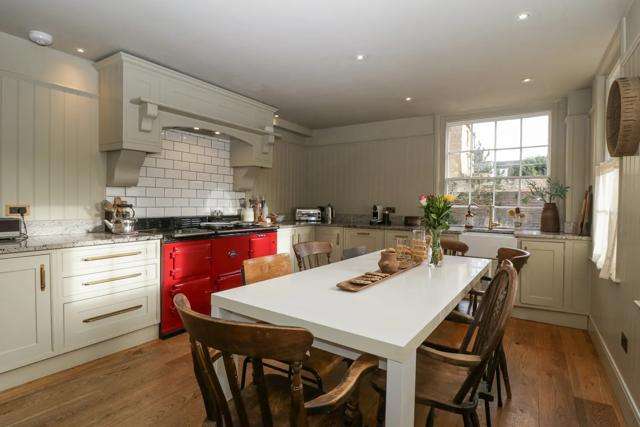 Cotswold House (Ref. 1165507)