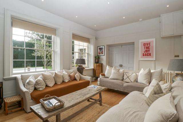 Cotswold House (Ref. 1165507)