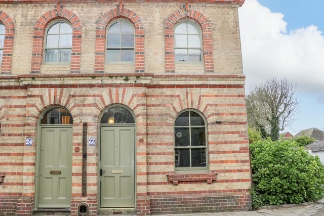 Cliffe Cottage (Ref. 1096077)