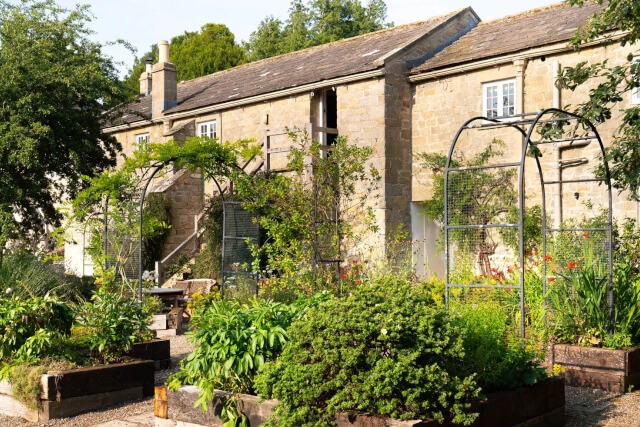 Shell Cottage - Exterior & Garden