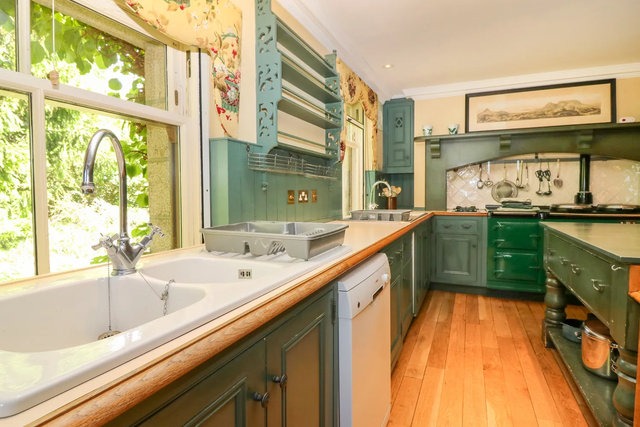 Kitchen at Claybokie.