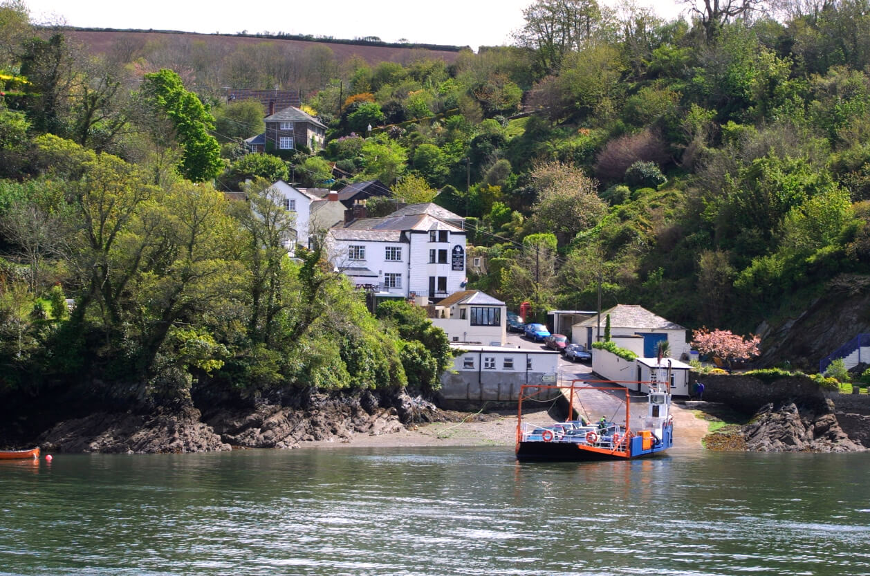 Bodinnick Ferry