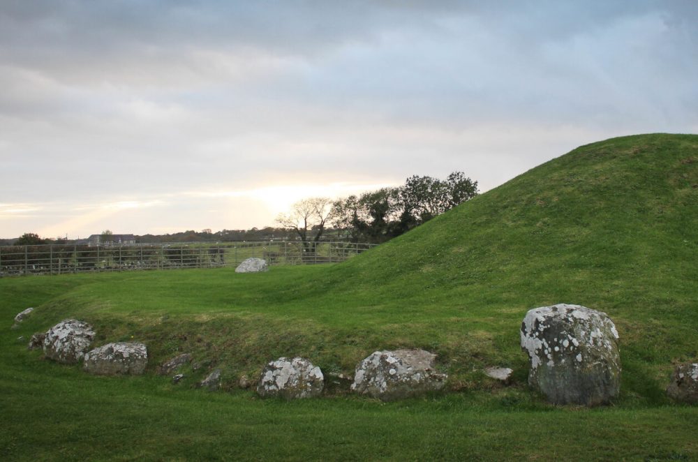 Bryn Celli Ddu, Llanfair