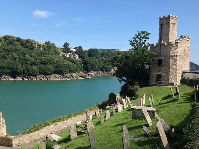 Castle Dartmouth