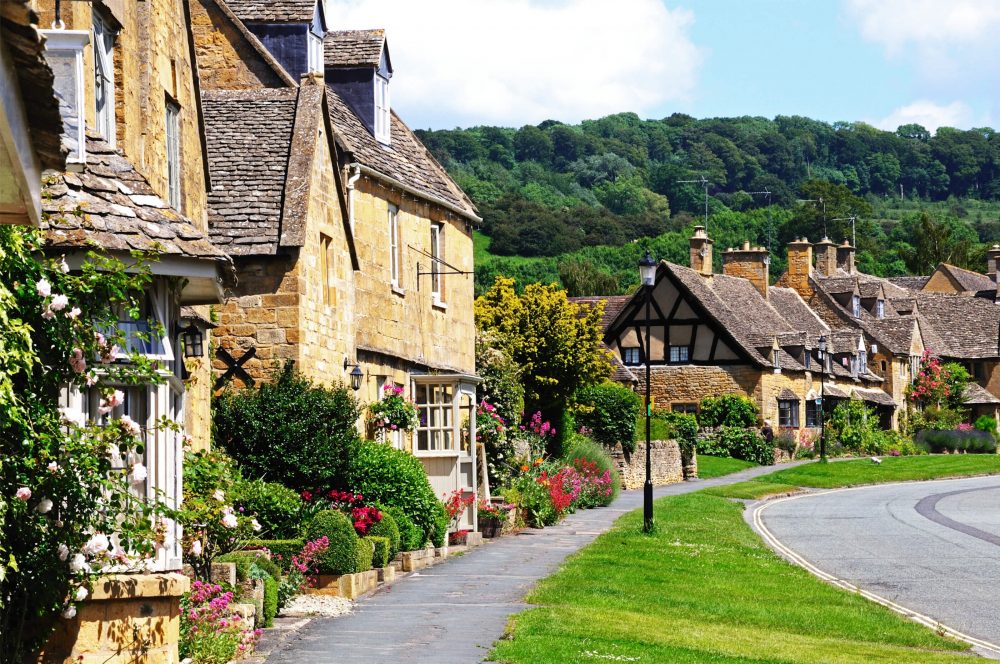 holidays in cotswolds