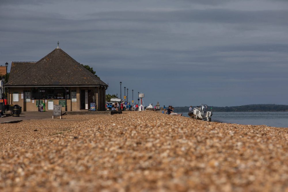 Cowes Beach Feature