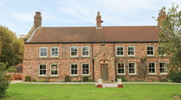 Large cottages in York