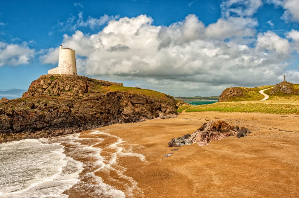 Llanddwyn Beach