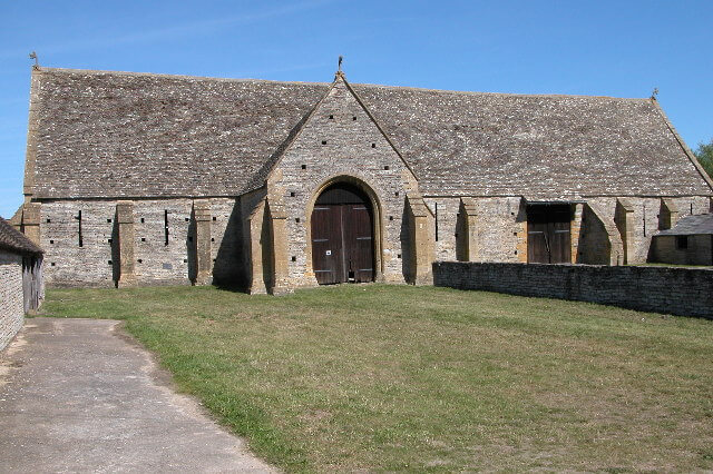 Middle Littleton Tithe Barn