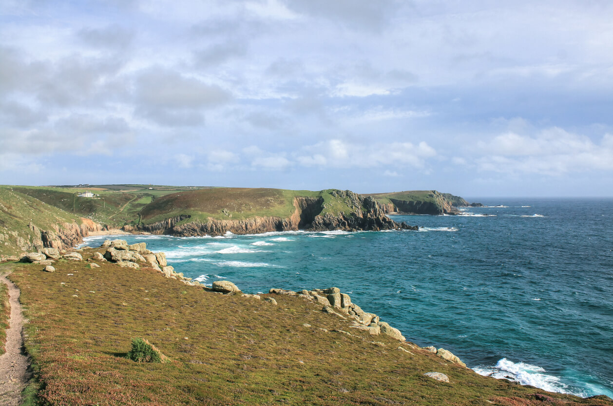 Rock to St Minver, Feature
