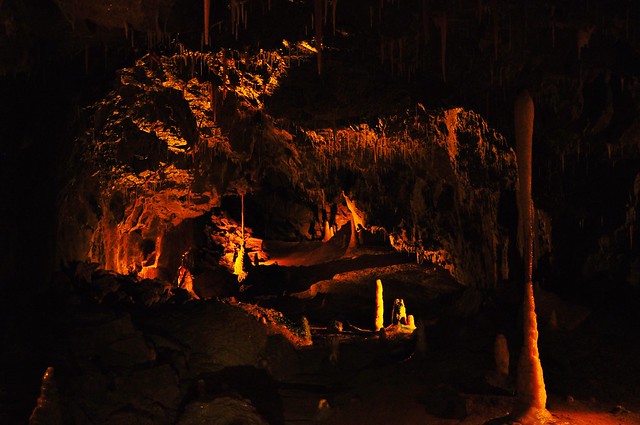 Stump Cross Caverns