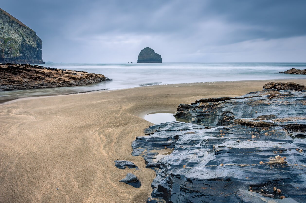 Trebarwith Strand Beach