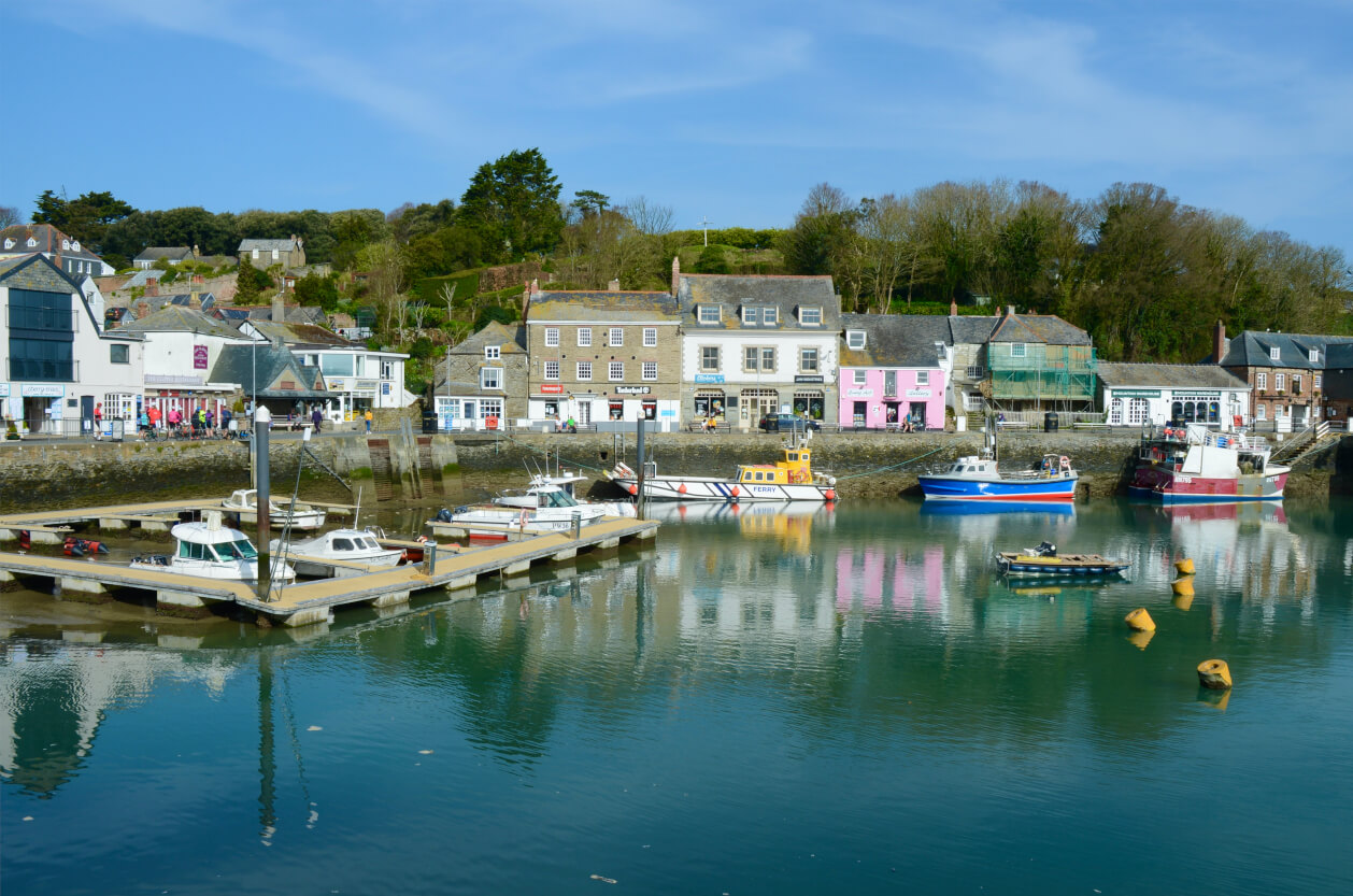 Wave Hunters Padstow Harbour