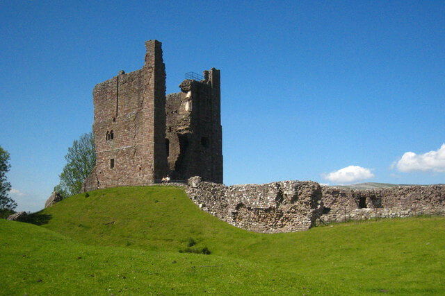 brough castle ruins