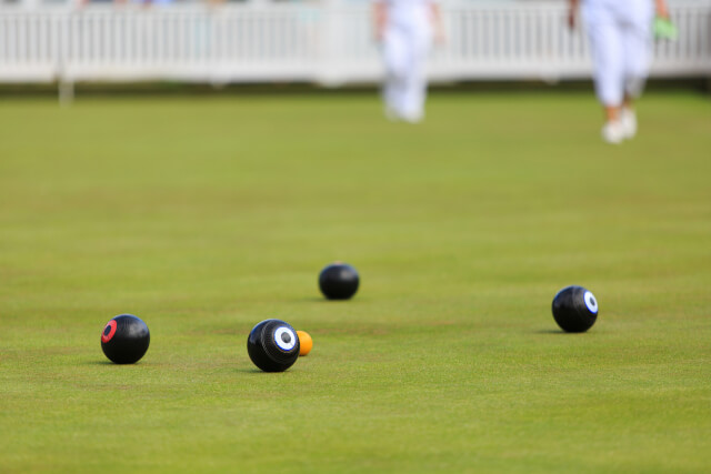 ladies playing a game on bowling green