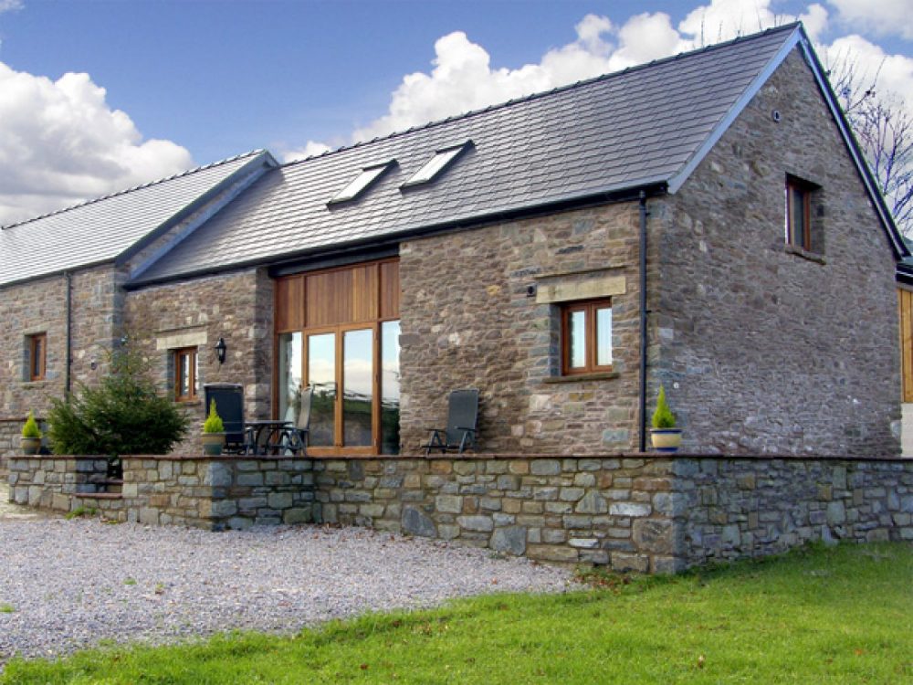 large cottages in abergevenny