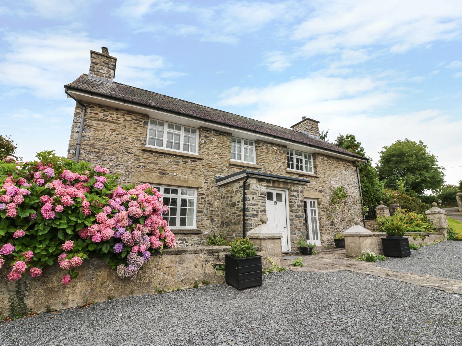 Places to Stay in Wales & Where to Visit Sykes Cottages