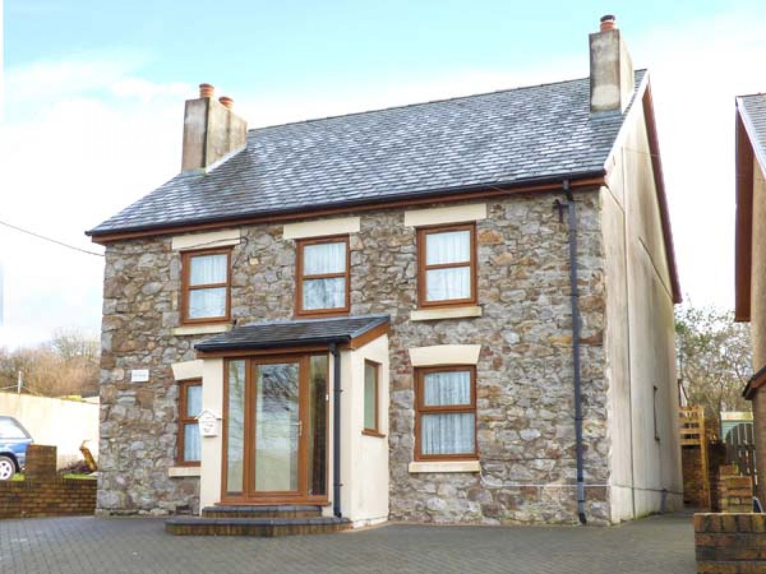 Places to Stay in Carmarthen & Where to Visit Sykes Cottages