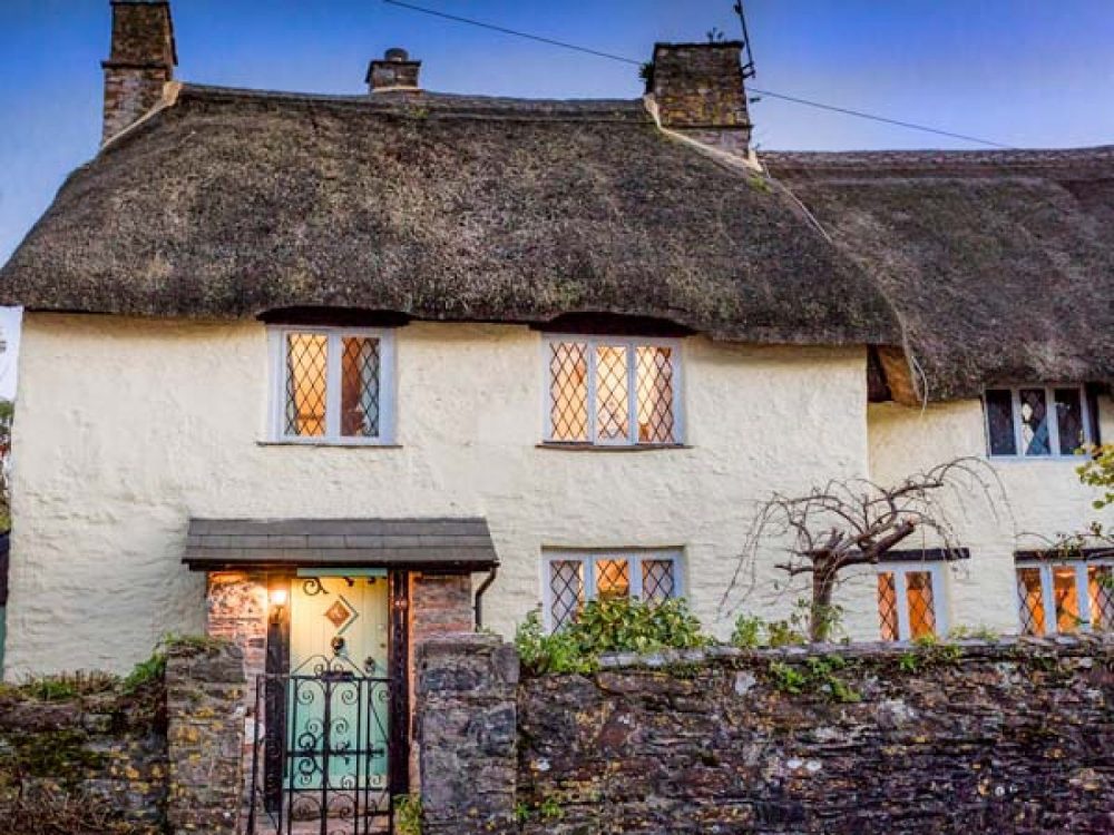 large cottages in paignton