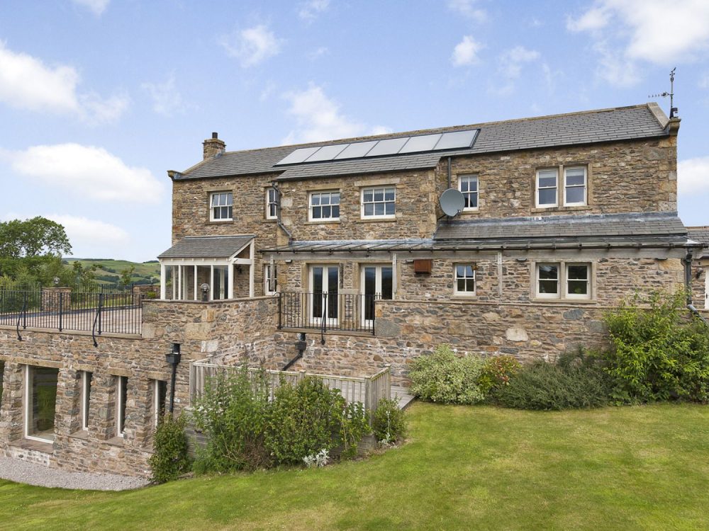 large cottages in sedbergh