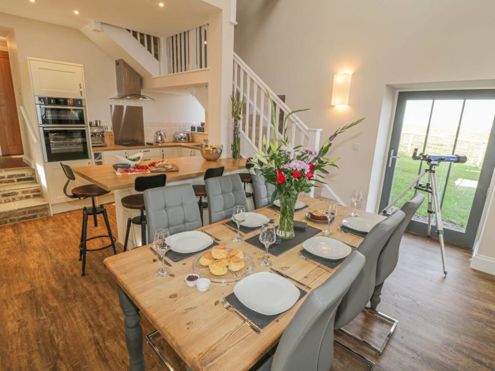 luxury cottage robin hoods bay