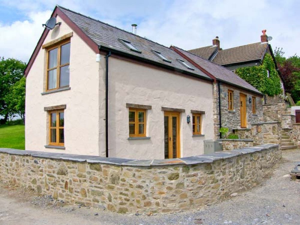 luxury cottages in carmarthen