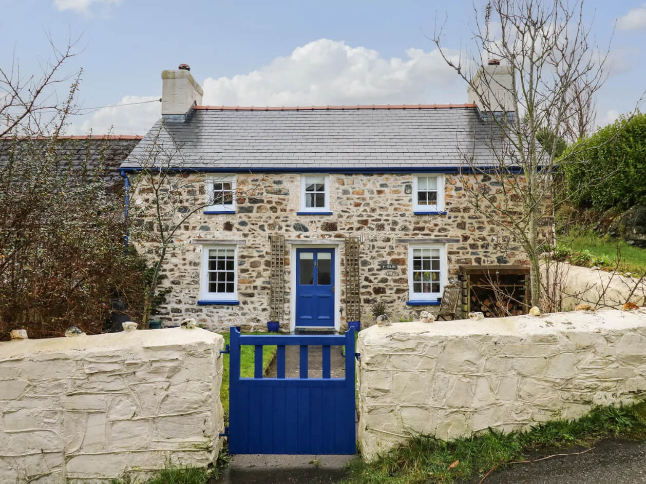 places to stay in cardigan bay