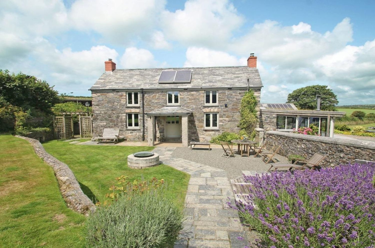 places to stay tintagel