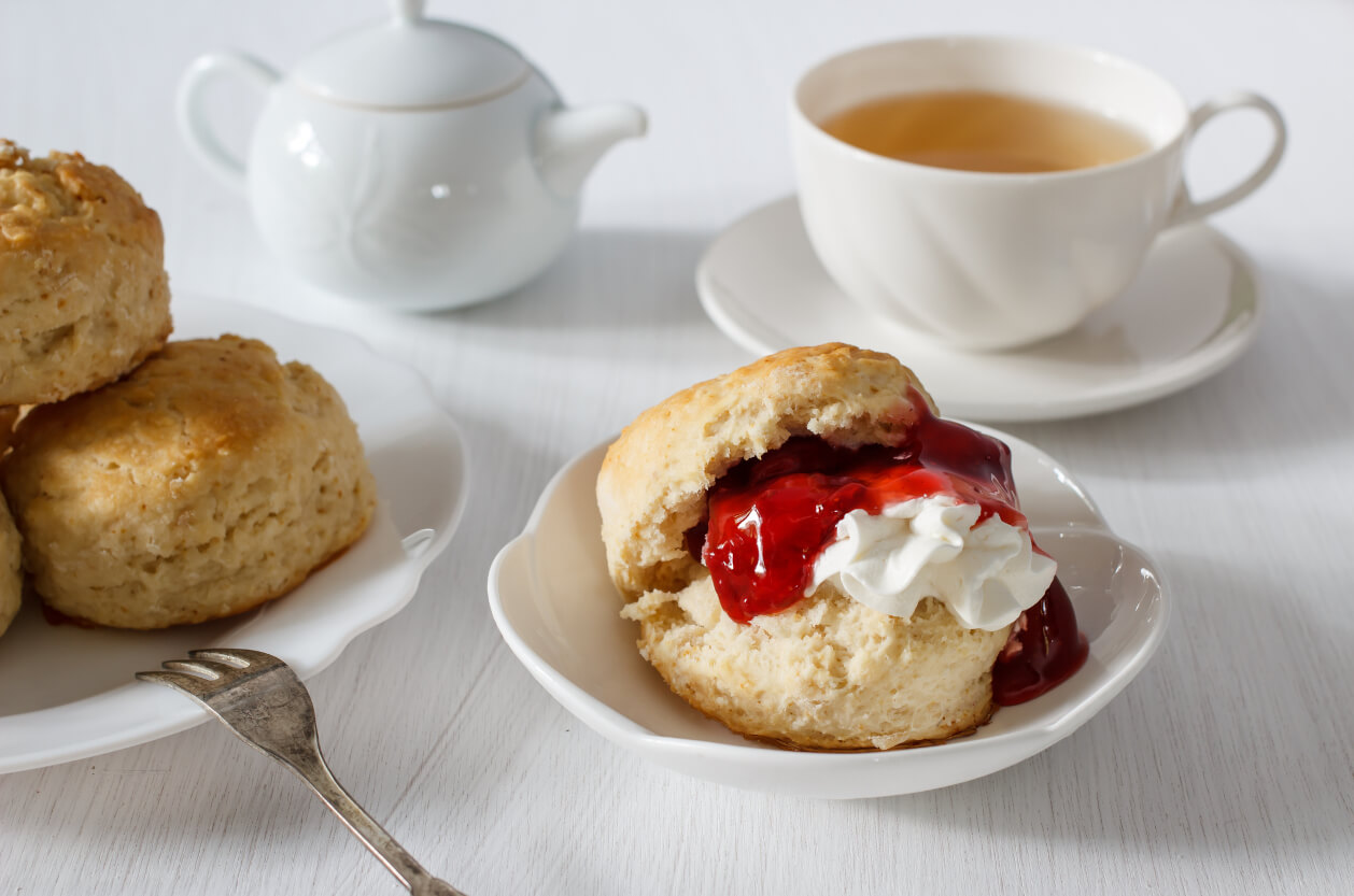 scones and tea