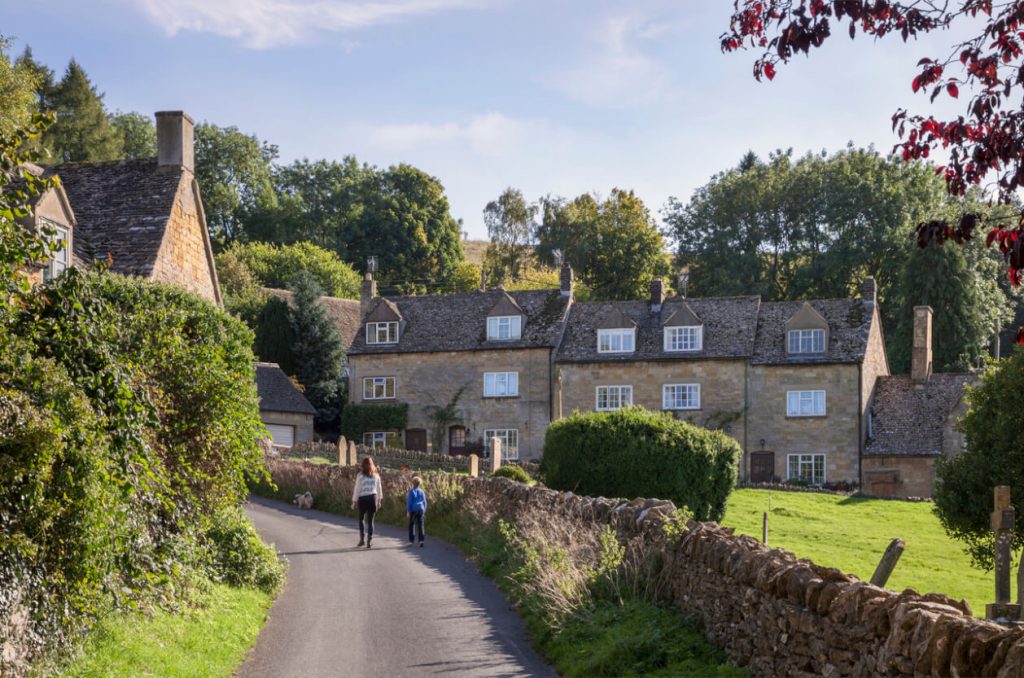 Best Place To Stay In Cotswolds For Walking