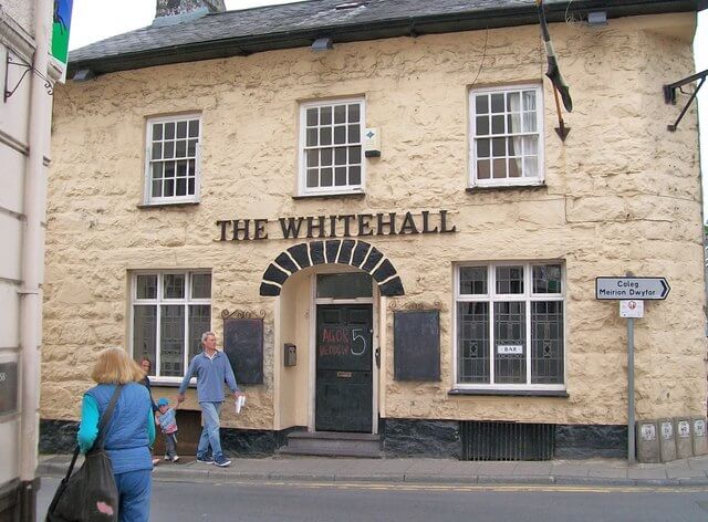 whitehall pub in pwllheli